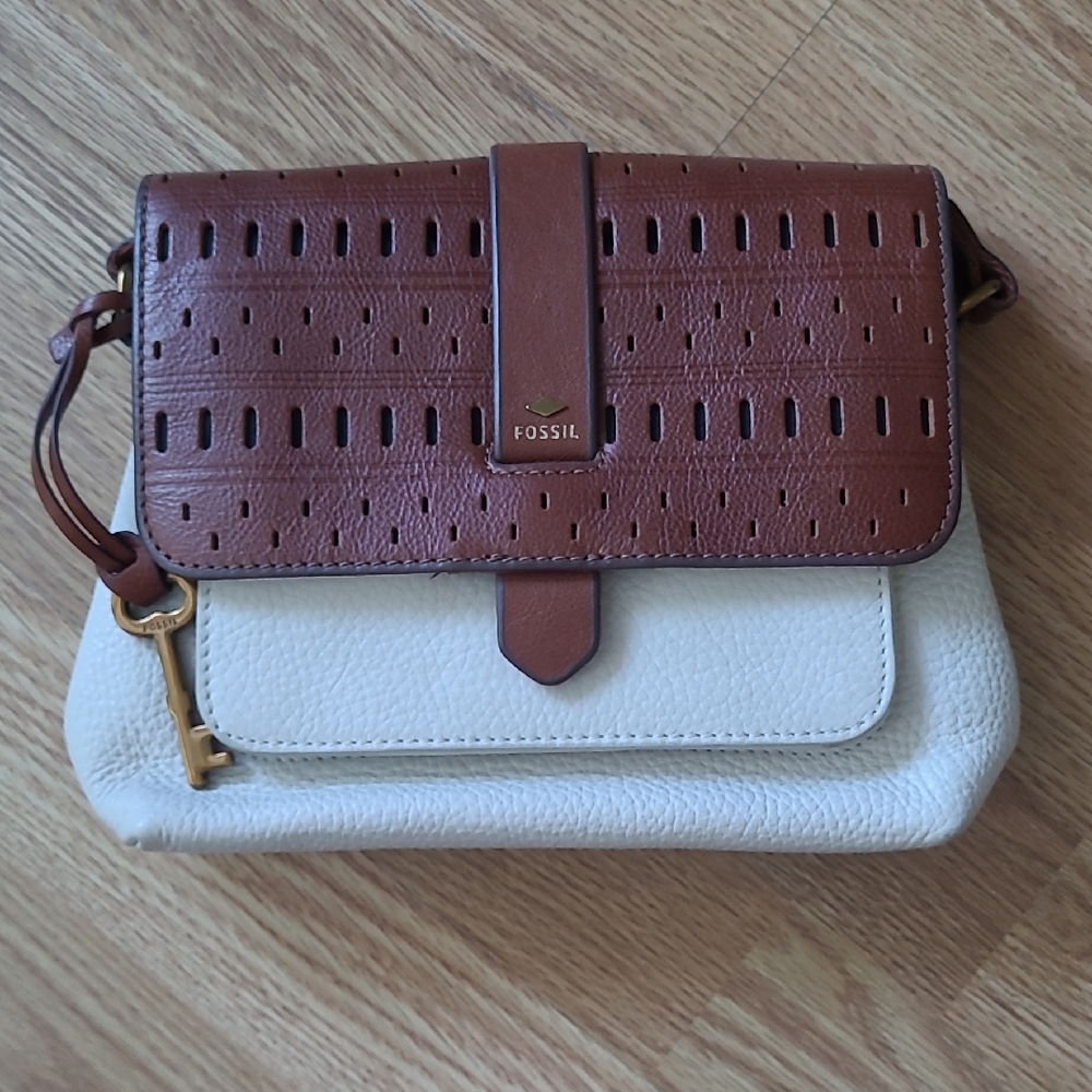 Vintage Fossil Brown and Cream Crossbody Bag with Perforated Leather